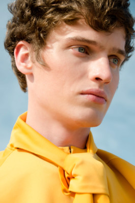 Editorial Jon Arri para la revista L'Officiel 23 | Simone Siel